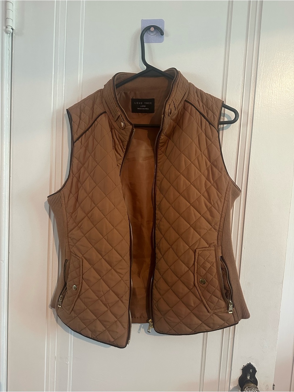 Love Tree Camel Quilted Vest, Large